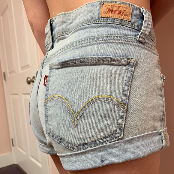 LEVI SHORTS - Picture 5 of 5